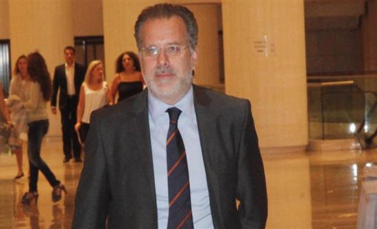 Στον Καραμανλή ο Κουμουτσάκος