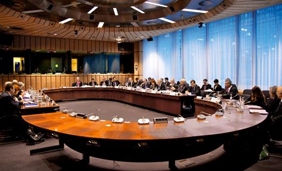 Eurogroup: Πρώτα το πολυνομοσχέδιο, μετά η δόση