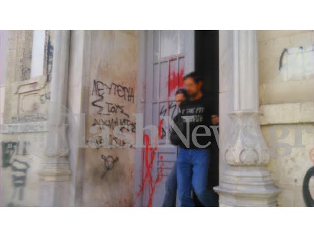 Στον εισαγγελέα για το άγριο φονικό στο Αντισκάρι