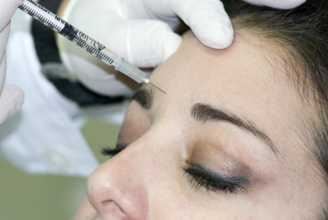 Το μπότοξ μπορεί να προκαλέσει τύφλωση και εγκεφαλικό