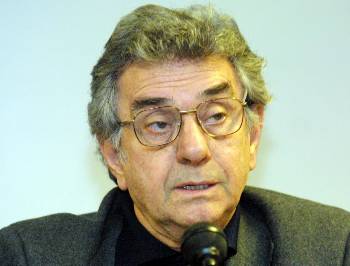 Ληναίος: Φοβάμαι μη μας δώσουν ένα ξεροκόμματο