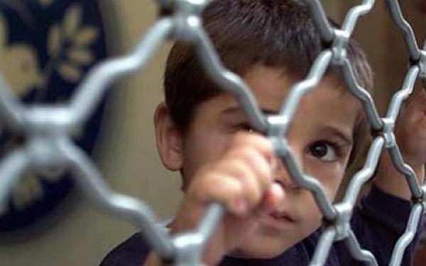 Καταγγελίες για βασανισμούς μεταναστών