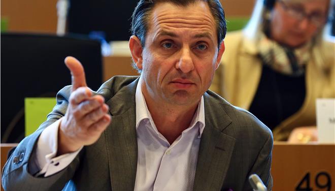 Χατζημαρκάκης: Ζήτησα να ανακληθεί η υποψηφιότητα των Σκοπίων για την ΕΕ