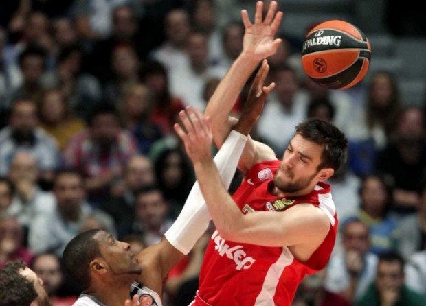 Μάντζαρης: Τώρα πάμε για το πρωτάθλημα