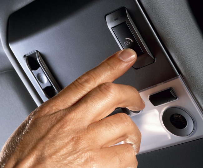 Υπηρεσία e-call σε όλα τα καινούργια αυτοκίνητα από το 2017