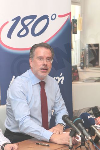 Για “δημιουργική λογιστική” κατηγόρησε τον Σγουρό ο Κουμουτσάκος