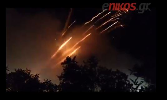 ΒΙΝΤΕΟ-Ο Πασχαλινός ρουκετοπόλεμος στη Χίο