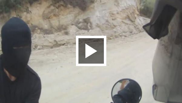 Απίστευτο βίντεο-Δείτε πως έκλεψαν έναν μοτοσικλετιστή στη Γουατεμάλα