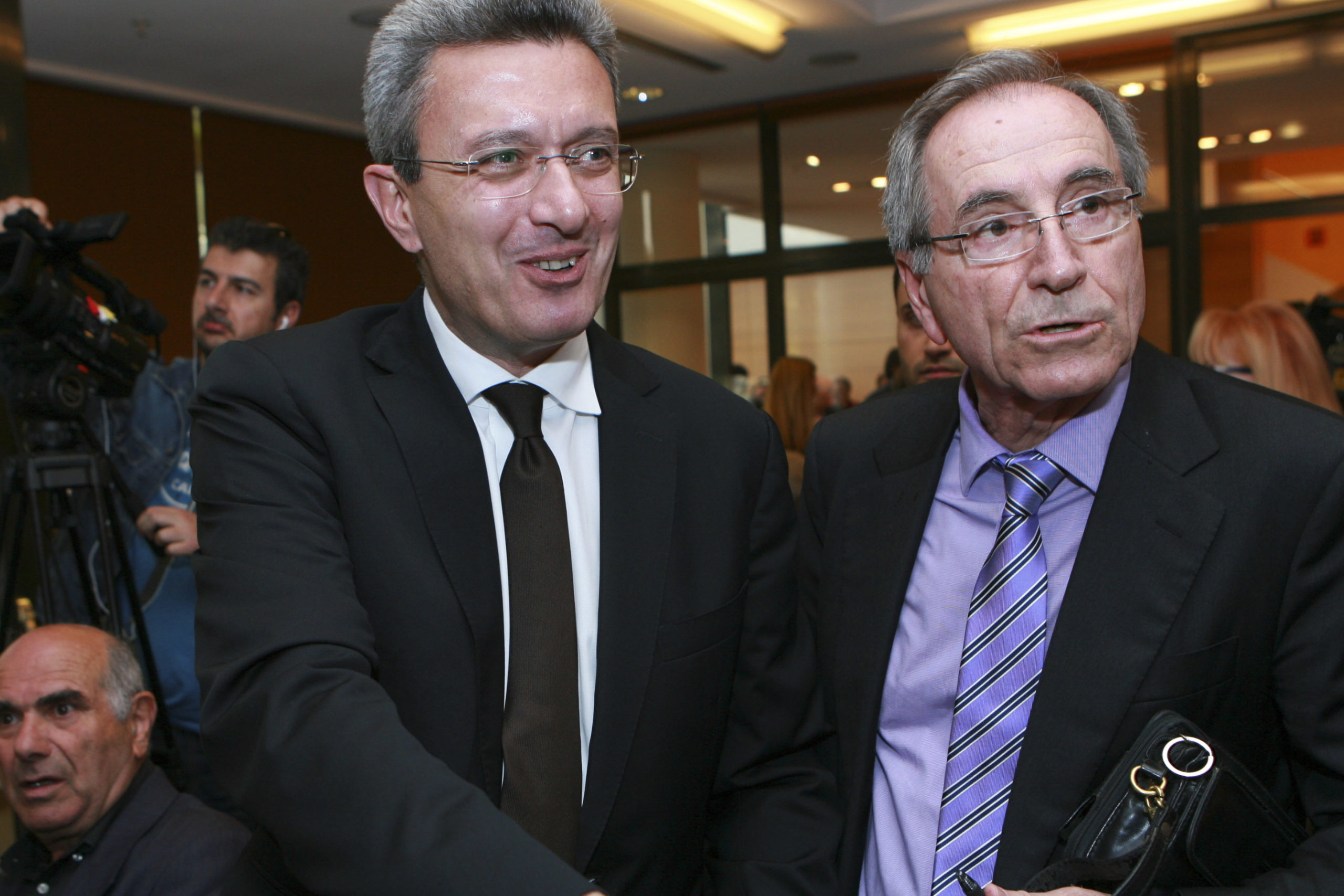 Τα εγκλήματα που συγκλόνισαν την Ελλάδα με την πένα του Πάνου Σόμπολου