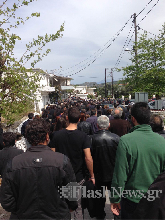 ΦΩΤΟ-Τα συγκινητικά μηνύματα των φίλων του 25χρονου