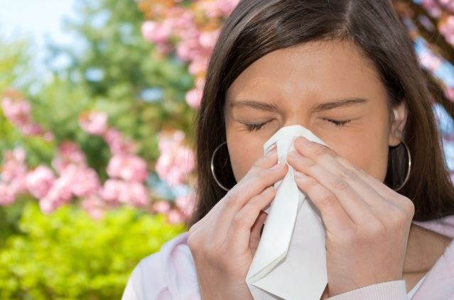 Ανοιξιάτικες αλλεργίες: Πώς θα τις αντιμετωπίσω;