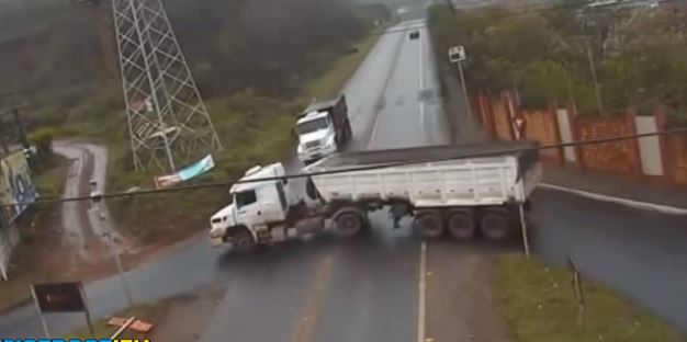 ΒΙΝΤΕΟ-Οδηγοί για… γέλια και κλάματα