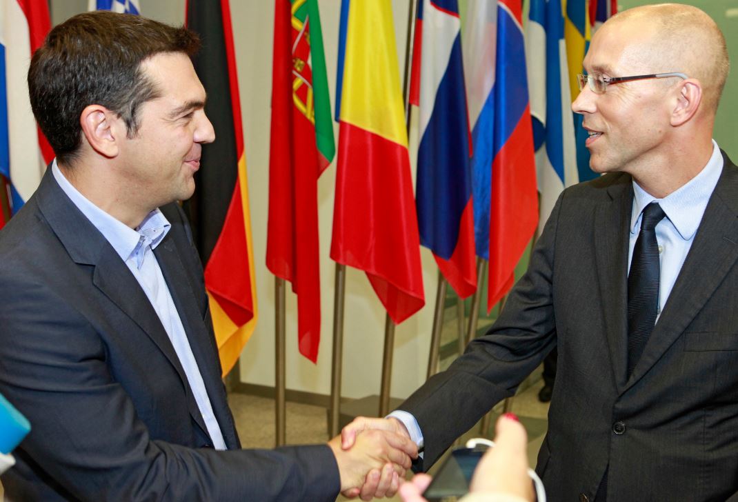 Για “κούρεμα” χρέους μίλησε ο Τσίπρας στον Άσμουσεν