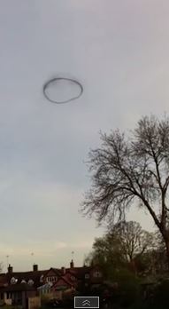 BINTEO-Εμφανίστηκαν UFO στη Βρετανία;