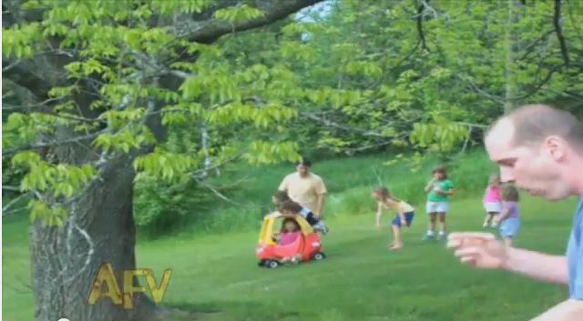 ΒΙΝΤΕΟ-Το σπριντ του μπαμπά