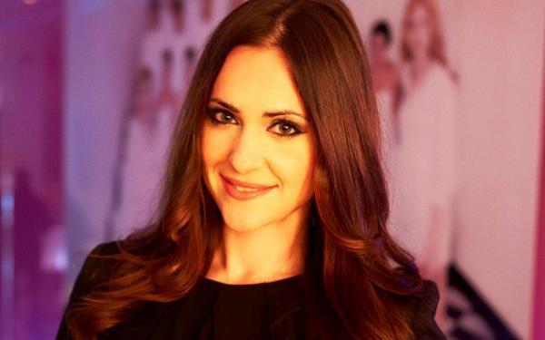 ΦΩΤΟ-Η «ωραία» του ευρωψηφοδελτίου των ΑΝΕΛ