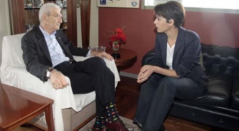 ΦΩΤΟ-Ο Μπουτάρης, η Αλ Σάλεχ και η… κάλτσα