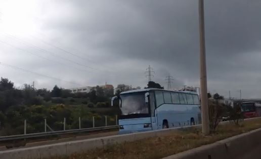 ΒΙΝΤΕΟ-Κατευθύνονται στο ΟΑΚΑ οι οπαδοί του ΠΑΟΚ