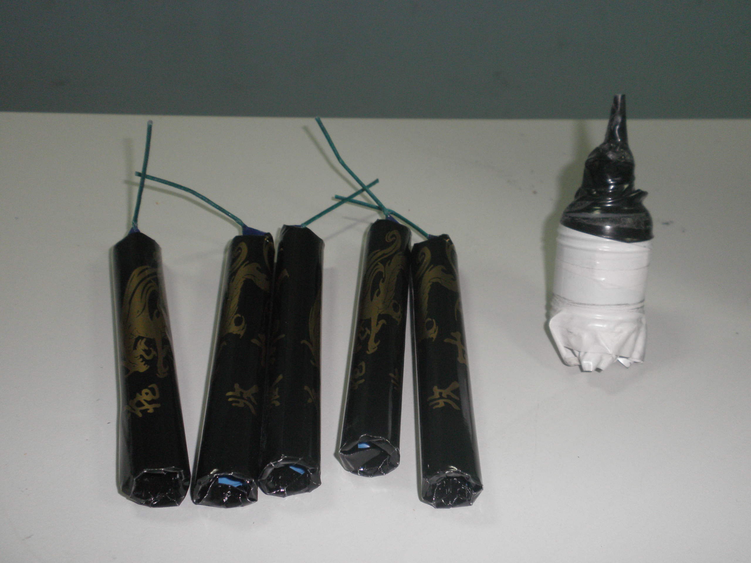 Κατασχέθηκαν 4.500 κροτίδες και πυροτεχνήματα