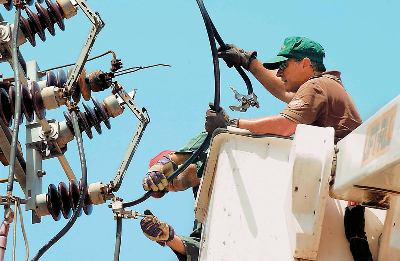 «Έρχονται» 4.050 προσλήψεις στις ΔΕΚΟ