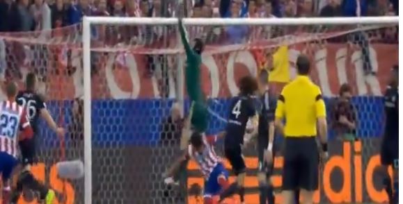 ΒΙΝΤΕΟ-Ο τραυματισμός του Τσεχ