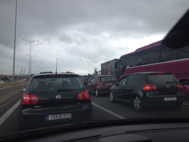 ΦΩΤΟ-Μποτιλιάρισμα στην εθνική οδό