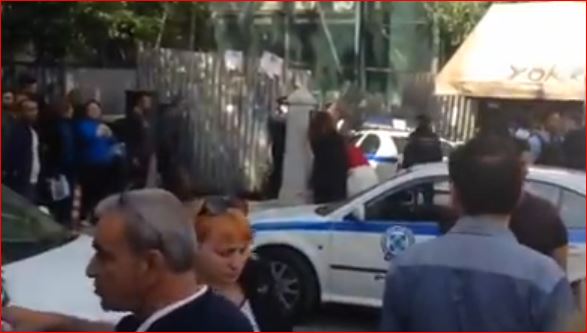 ΒΙΝΤΕΟ-Τροχαίο με περιπολικό στο κέντρο της Αθήνας