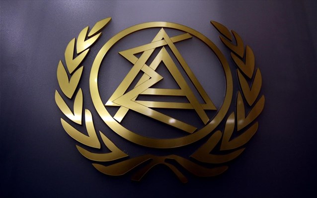 Αντιπαράθεση Δικηγορικού Συλλόγου Αθηνών με Ροβέρτο Σπυρόπουλο