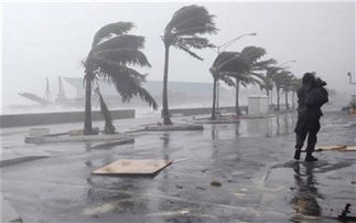 Τροπικός κυκλώνας «χτύπησε» την Αυστραλία