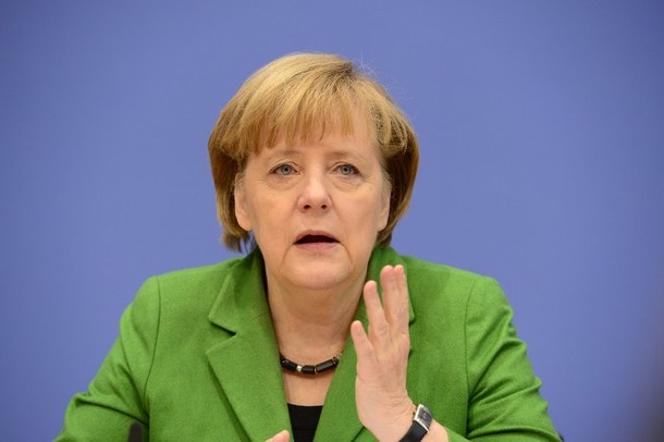 Handelsblatt: Τι πρέπει να κάνει η Μέρκελ στην Αθήνα