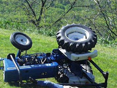 70χρονος καταπλακώθηκε από αγροτικό όχημα