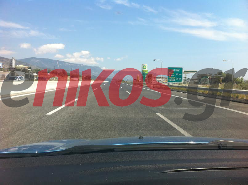 ΦΩΤΟ αναγνώστη-Επιστρέφοντας στην άδεια Αθήνα