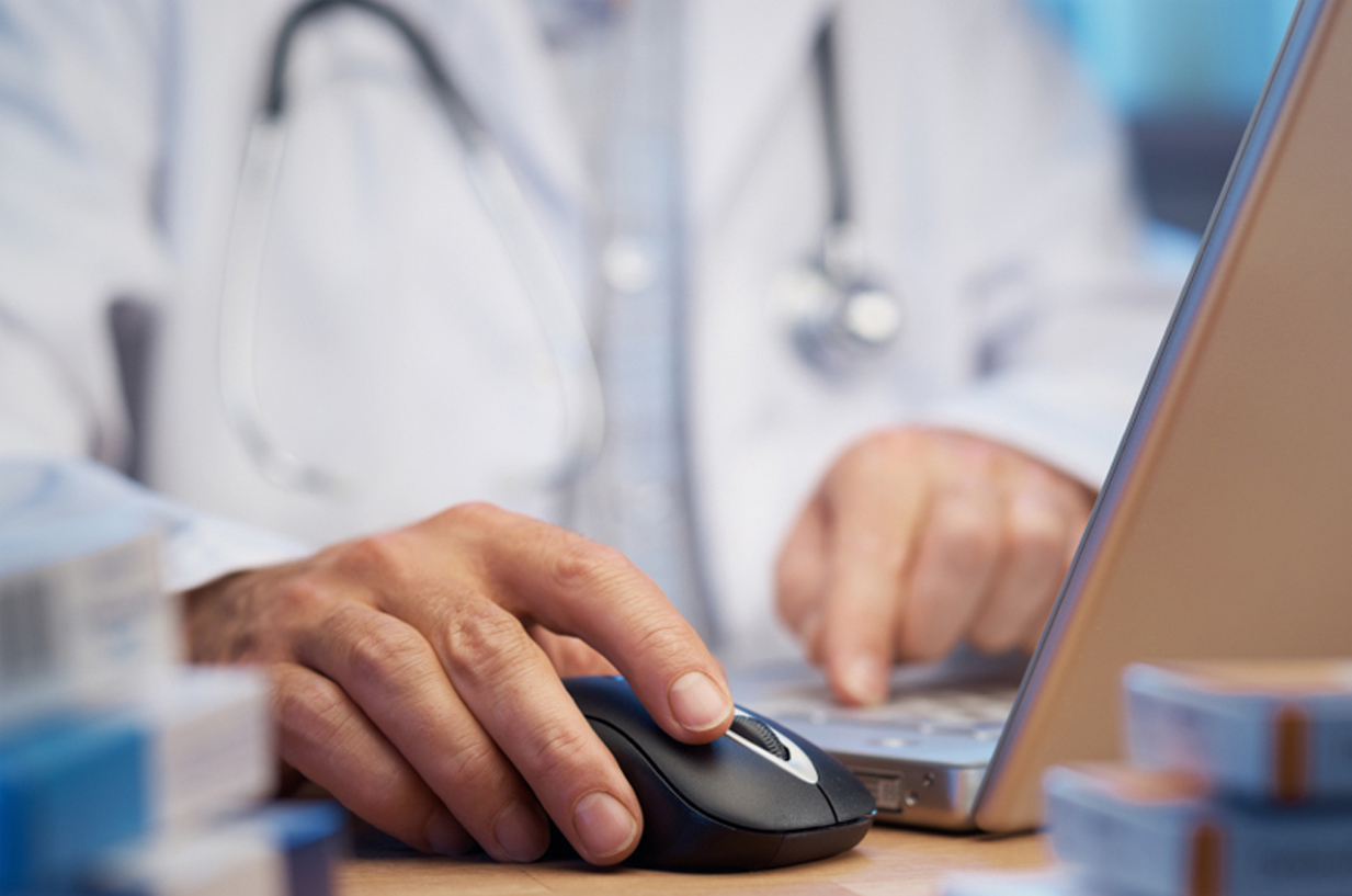 ΣΟΚ: Σύλληψη παιδιάτρου για παιδική πορνογραφία