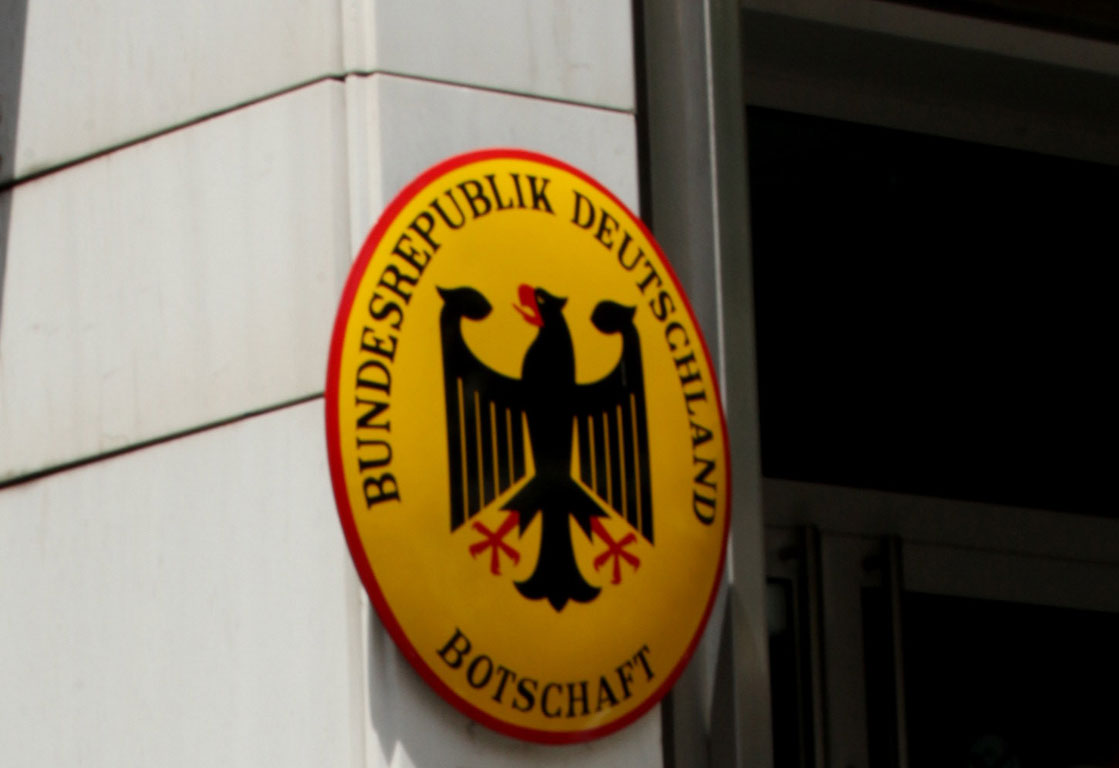Η απάντηση της γερμανικής πρεσβείας για τη μετάφραση