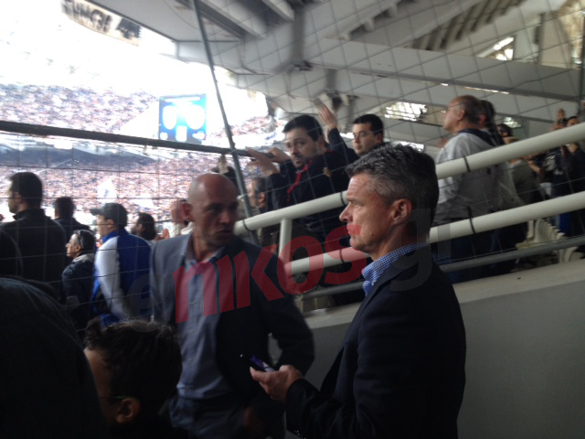 ΦΩΤΟ-ΤΩΡΑ-Στο ΟΑΚΑ και ο Βαζέχα