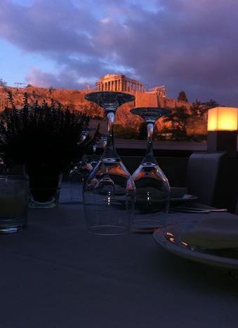 ΦΩΤΟ-Αυτή είναι η ταβέρνα που θα φάει η Μέρκελ