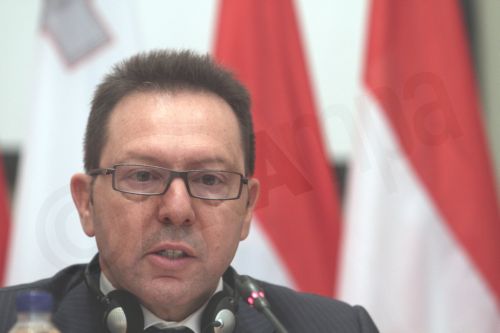 ΒΙΝΤΕΟ- Στουρνάρας: «Οι τράπεζες στην Ελλάδα είναι ασφαλείς»