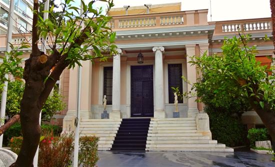 Φόβοι Μαξίμου για νέες αποκαλύψεις