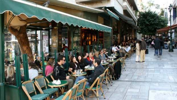 Επεισόδια στο Κολωνάκι με οπαδούς του ΠΑΟΚ