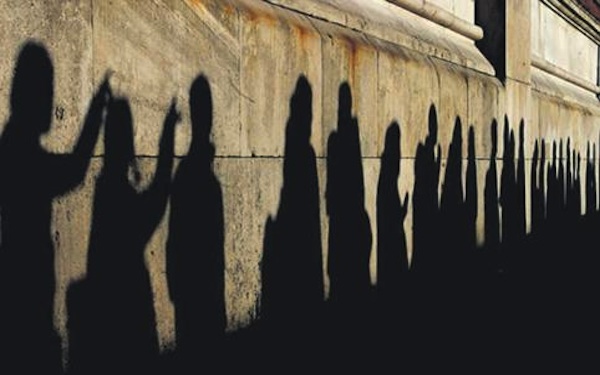 “Μίζες” υπέρ ανασφάλιστων