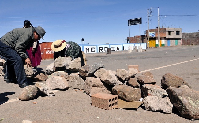 Βολιβία: Δύο νεκροί σε μάχες διαδηλωτών με αστυνομικούς