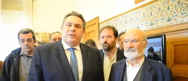 ΦΩΤΟ-Tο χειροφίλημα του Μιχαλολιάκου στην Ρεπούση