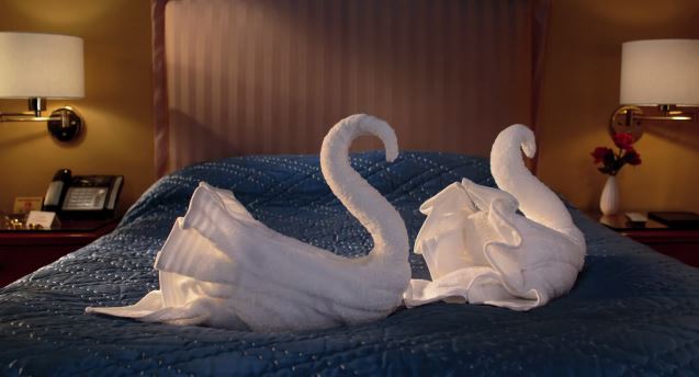 ΒΙΝΤΕΟ-Στα σαγόνια της… πολυτέλειας