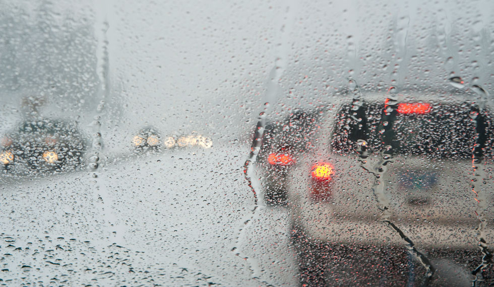 Θεσσαλονίκη-Τροχαία ατυχήματα λόγω έντονης βροχόπτωσης