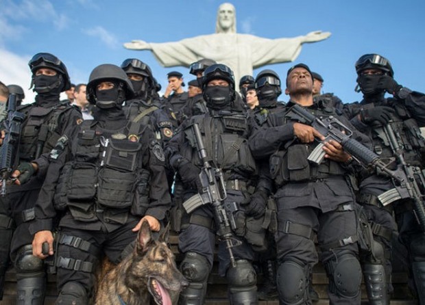 Βραζιλία-Αστυνομικοί άνοιξαν πυρ