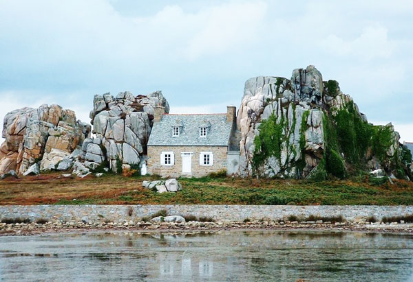 perierga.gr - 10 πανέμορφα σπίτια στη μέση του πουθενά! perierga.gr - 10 πανέμορφα σπίτια στη μέση του πουθενά!