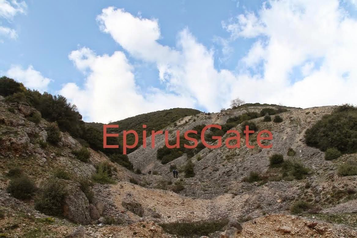 Δυστύχημα από πτώση αυτοκινήτου σε γκρεμό