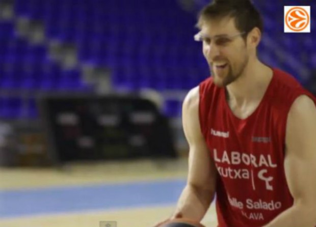 Με google glass στο παρκέ της Ευρωλίγκα