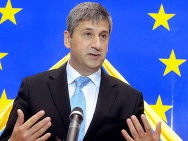 «Η Ελλάδα δεν φαίνεται να χρειάζεται τρίτο πακέτο»