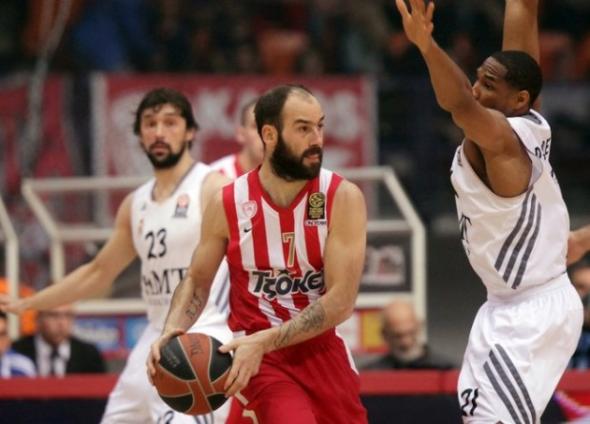 Τεράστια νίκη για τον Ολυμπιακό